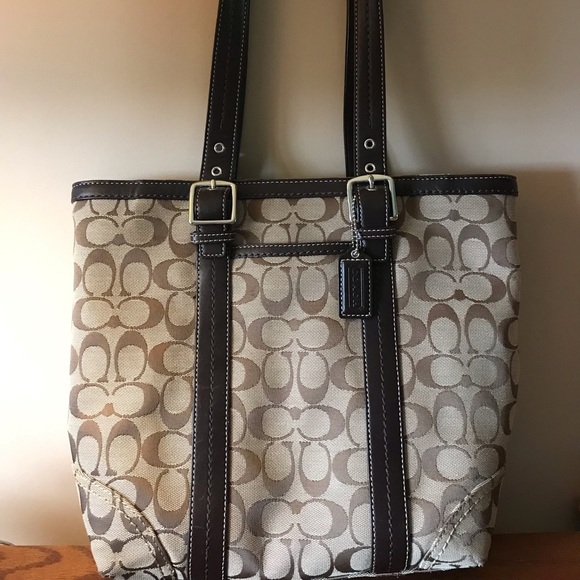 Coach Handbags - Coach bag